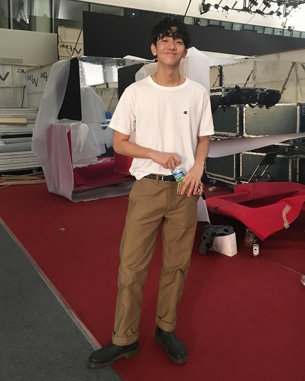 2017 S/S SEOUL FASHION WEEK SEWING BOUNDARIES COLLECTION 2017 S/S SEOUL FASHION WEEK SEWING BOUNDARIES COLLECTION