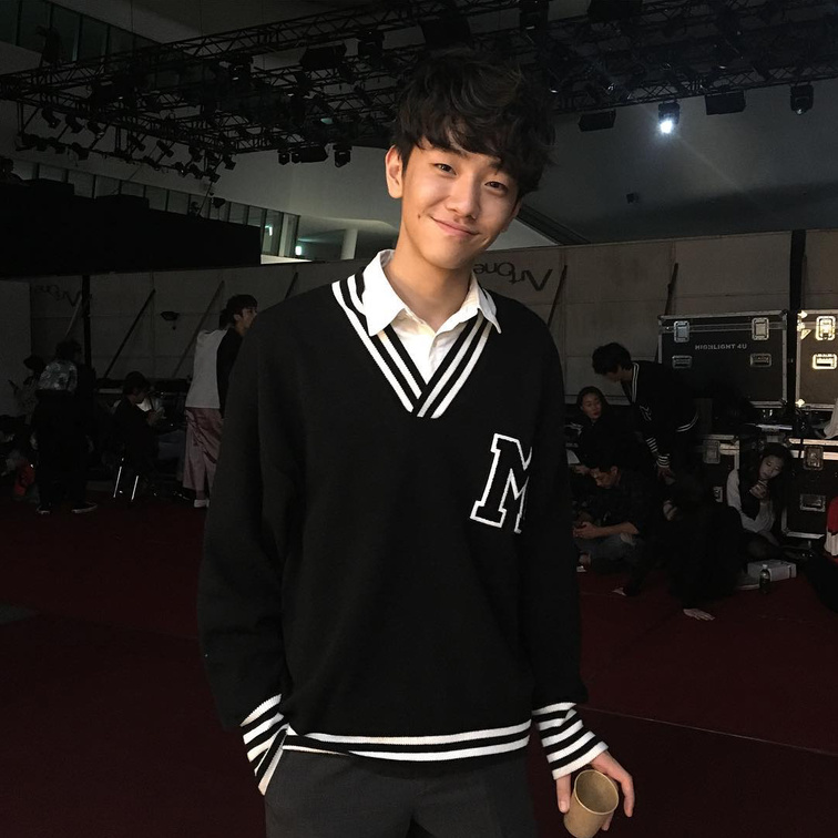 2017 S/S SEOUL FASHION WEEK SEWING BOUNDARIES COLLECTION 2017 S/S SEOUL FASHION WEEK SEWING BOUNDARIES COLLECTION
